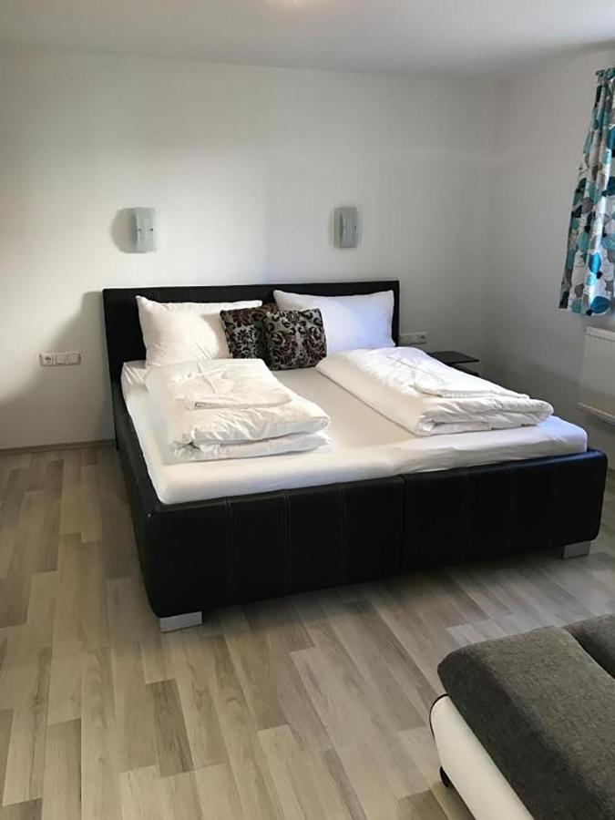 Апартаменты Haus Schmitten - Austrian Alpine Getaways Целль-ам-Зе Экстерьер фото