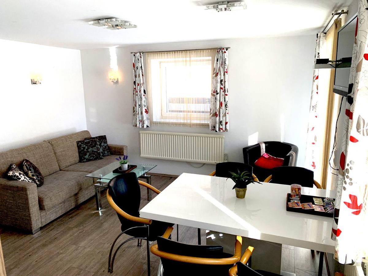 Апартаменты Haus Schmitten - Austrian Alpine Getaways Целль-ам-Зе Экстерьер фото