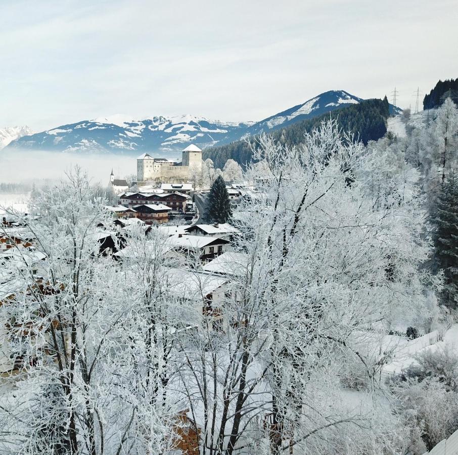 Апартаменты Haus Schmitten - Austrian Alpine Getaways Целль-ам-Зе Экстерьер фото