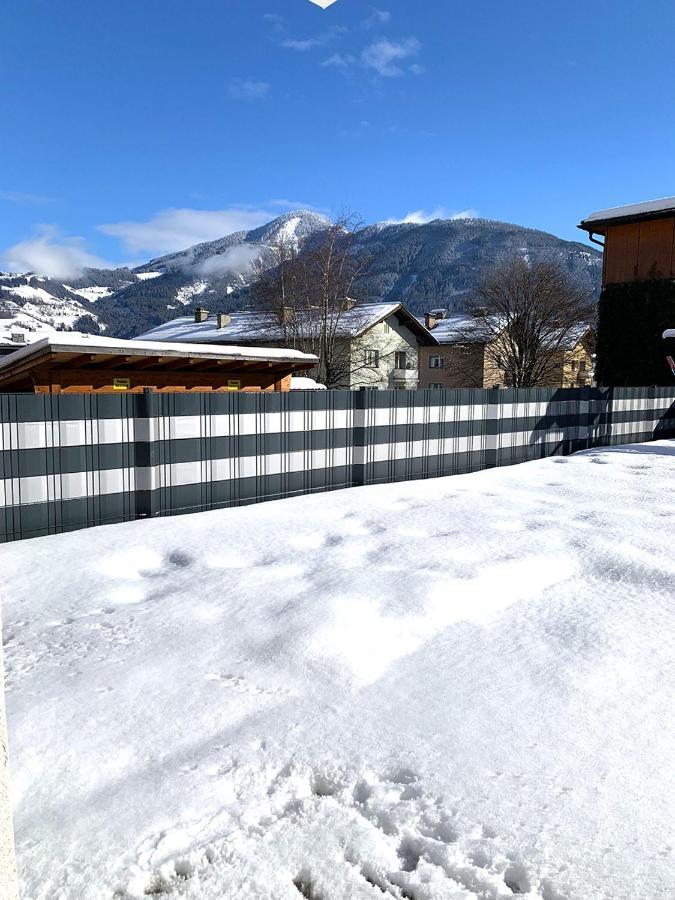 Апартаменты Haus Schmitten - Austrian Alpine Getaways Целль-ам-Зе Экстерьер фото