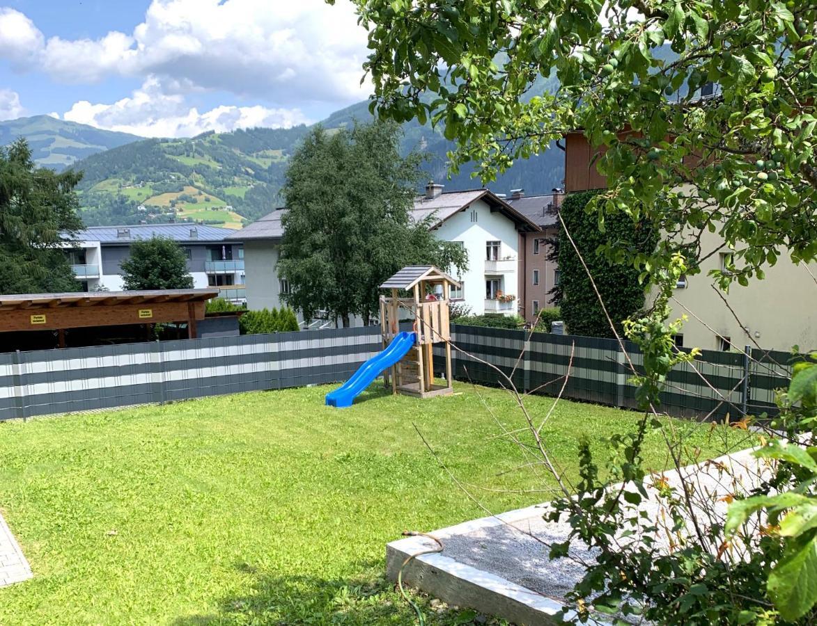 Апартаменты Haus Schmitten - Austrian Alpine Getaways Целль-ам-Зе Экстерьер фото
